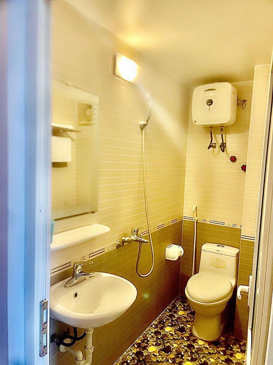 Nha Nghi Ngoc Ha Hotel Hạ Long Ngoại thất bức ảnh